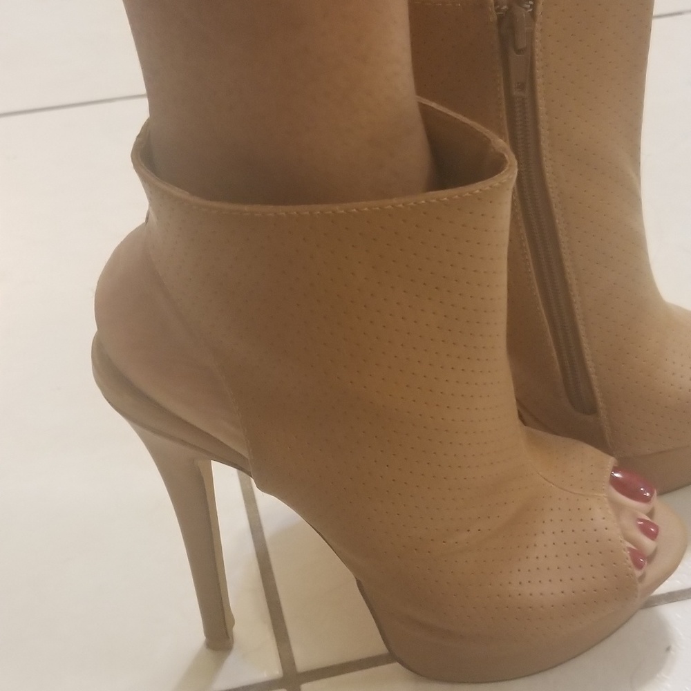 Open Front Boot - image 2